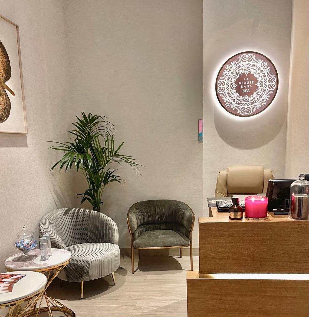 Hyatt Centric Jumeirah Отель
